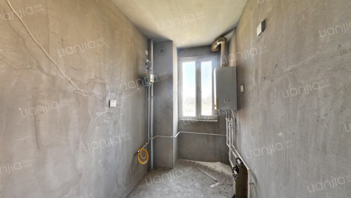 交通便利，采光充足，户型方正，适合老人孩子居住-厨房