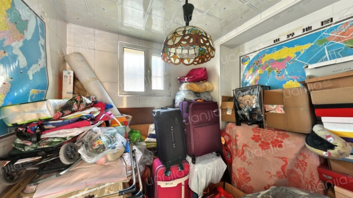 40万精装修 独门独院 二层小楼 可以过户-卧室A