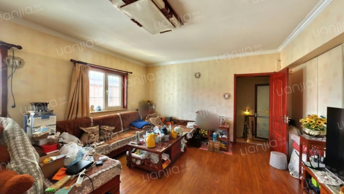 40万精装修 独门独院 二层小楼 可以过户-客厅B