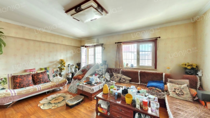 40万精装修 独门独院 二层小楼 可以过户-客厅B