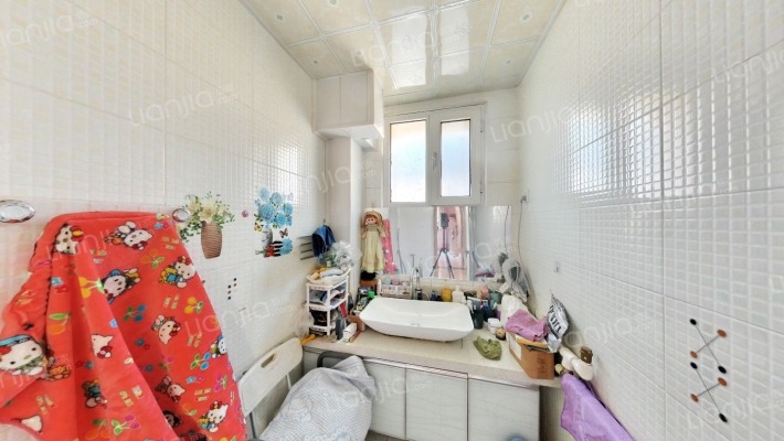 40万精装修 独门独院 二层小楼 可以过户-卫生间A