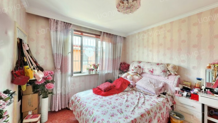 40万精装修 独门独院 二层小楼 可以过户-卧室C