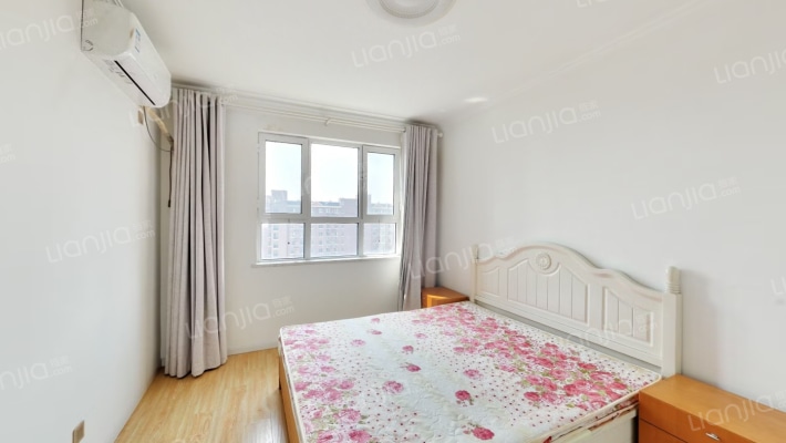 高楼层 采光好 带装修 诚意卖 房本满二-卧室C