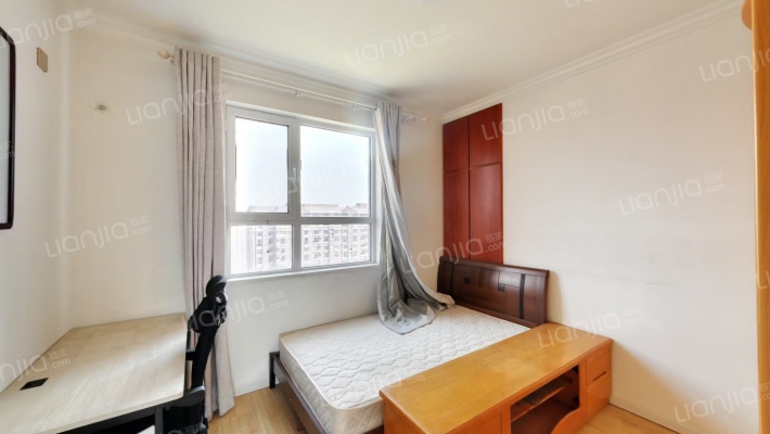 高楼层 采光好 带装修 诚意卖 房本满二-卧室B