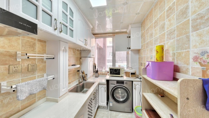 钻石广场 2室1厅 南 北-厨房