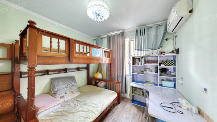 房子属于南北通透两居室中间好楼层-卧室B