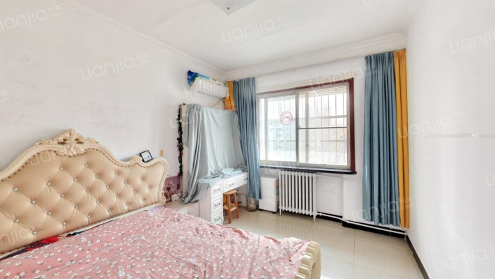 此房南北通透 采光好 购物方便 停车方便 上学方便-卧室A