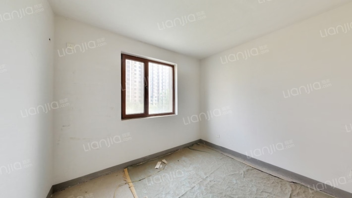 高铁新干线 3室2厅 南 北-卧室A