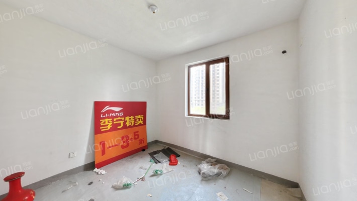 高铁新干线 3室2厅 南 北-卧室B