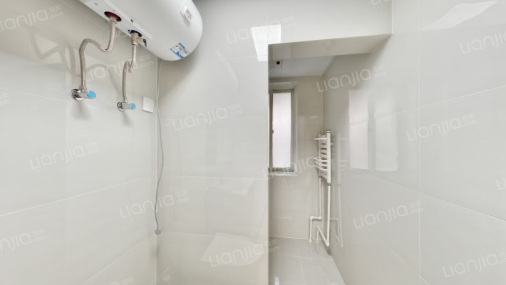 玫瑰嘉园 3室2厅 南 北-卫生间A