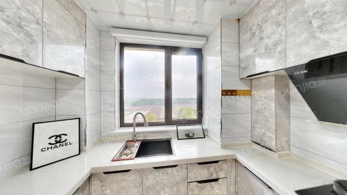 品质社区，南北通透的，明厨明卫！-厨房