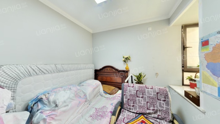 小两居，户型方正，无浪费面积，还是明厨明卫-卧室A