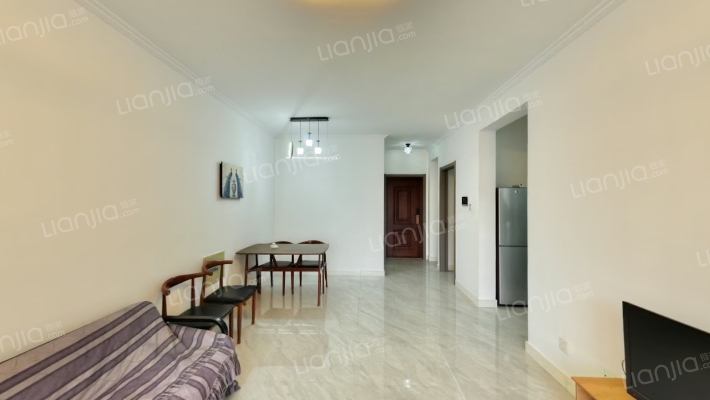 鹏渤印象城精装两居，业主空置着急出手-客厅