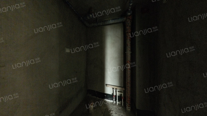 范阳路 开发区 钻石商圈 双语 838车站 配套区 交通好-卫生间