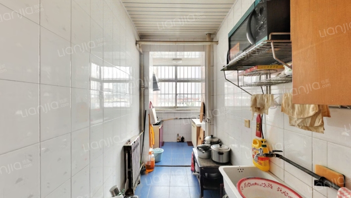 范阳路南侧温馨小区南北通透两居室户型方正-厨房