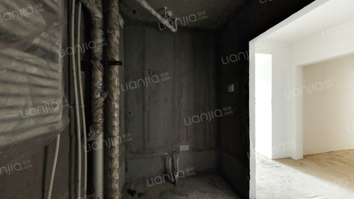 南北方正户型  业主赔一半价格出售-卫生间A