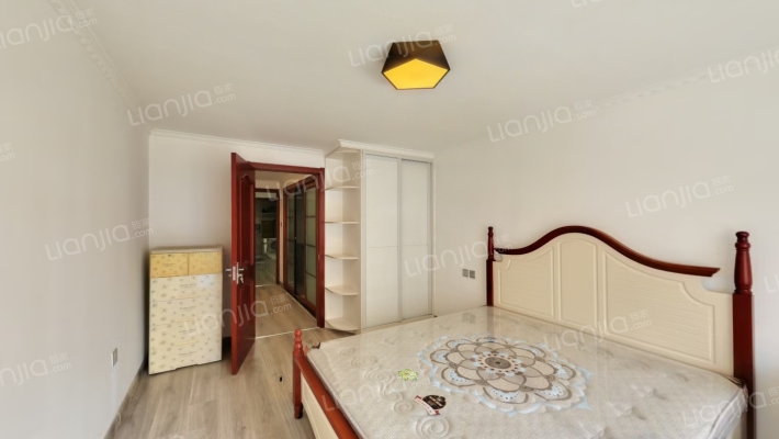涿州东站70年产权复式，上下两层，业主精装未住-卧室A