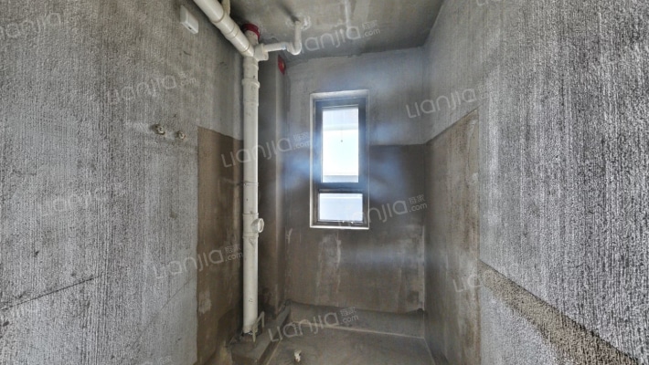 花田路 大社区 集中供暖 南北通透三居双卫出售-卫生间B