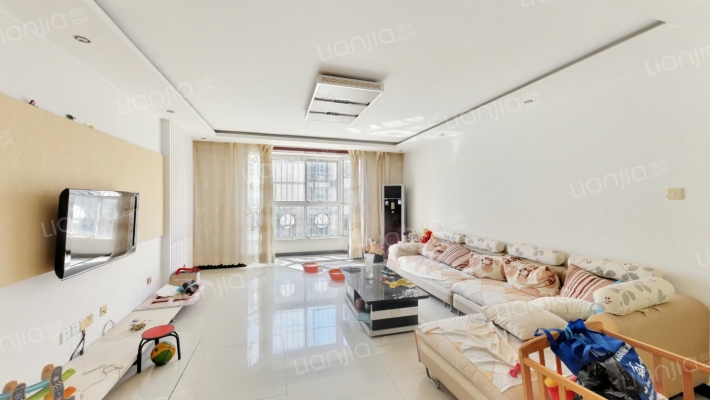 满五不唯一 有地下室 简单装修 采光无遮挡-客厅