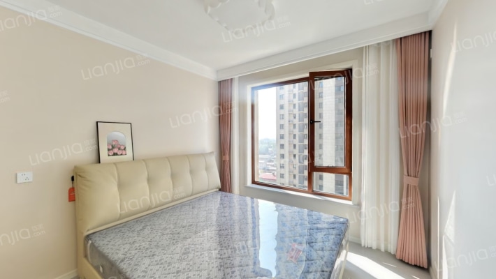 全朝阳的户型，楼层好，采光好，视野好，房主靠谱。-卧室B