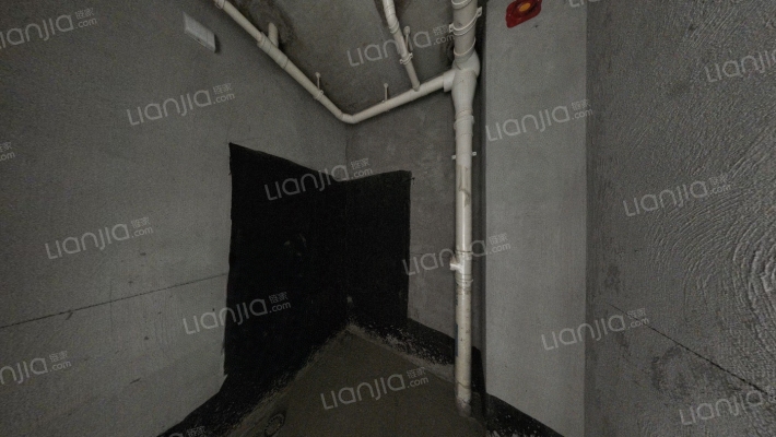 出售范阳路钻石广场紫樾华庭小区，朝阳户型二居室.-卫生间