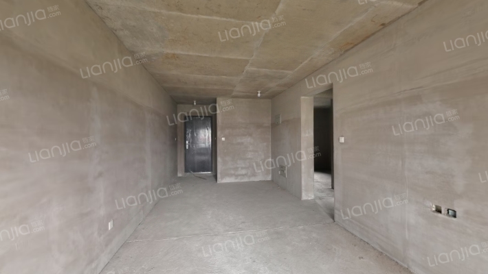 出售范阳路钻石广场紫樾华庭小区，朝阳户型二居室.-客厅
