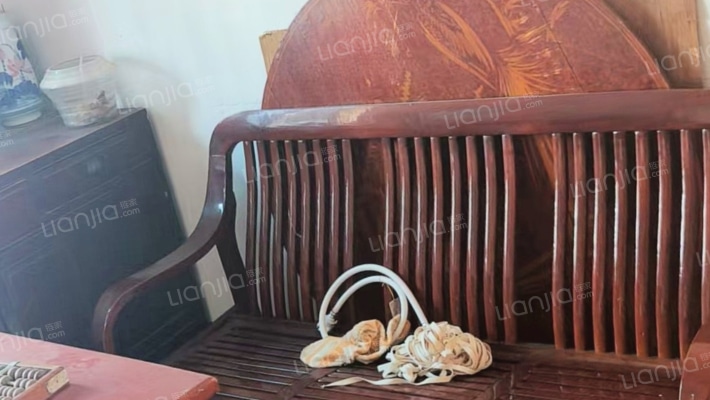 溪西四区栖霞邨二手房实景图