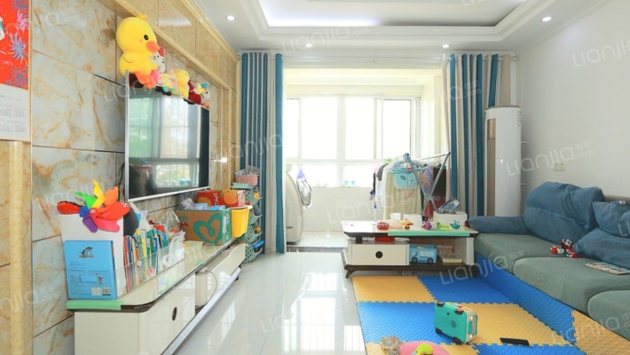 金碧华府二手房实景图