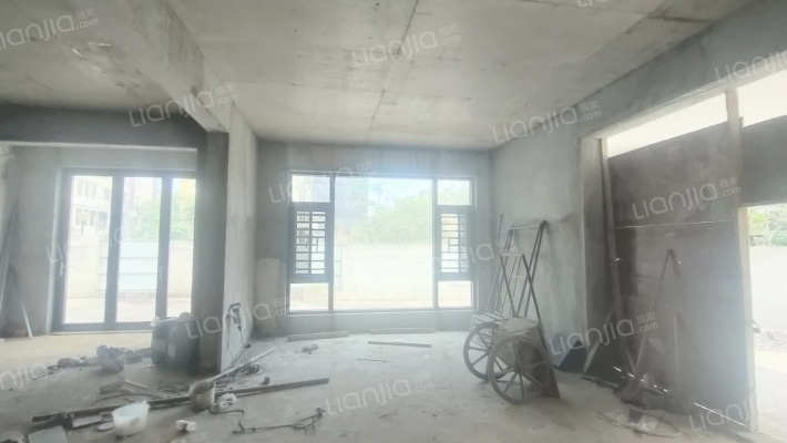 长信46墅二手房实景图