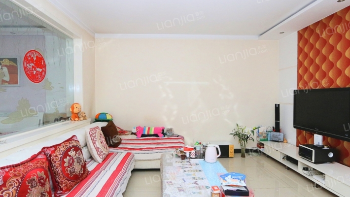 雅枫小区二手房实景图