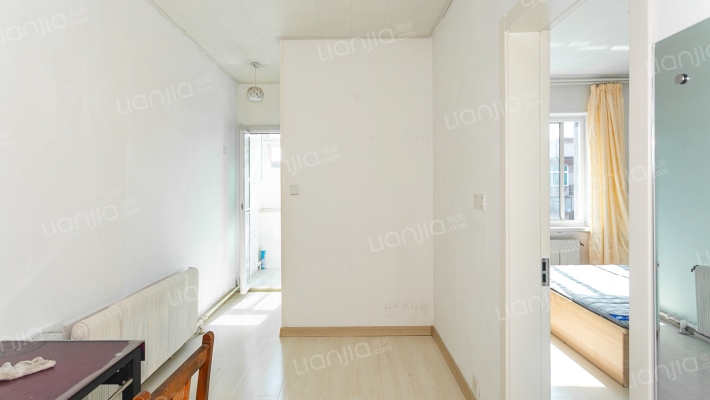 放大小区二手房实景图