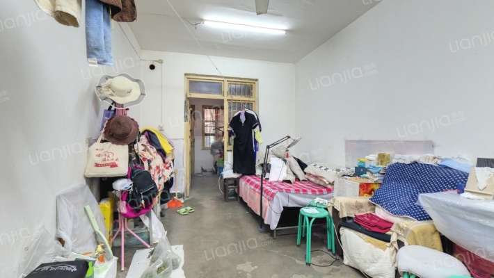 西铁南郊住宅小区二手房实景图