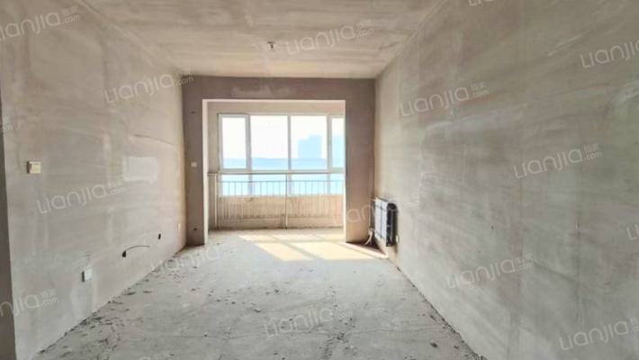高新区  工业区    交通顺畅   航站楼-客厅
