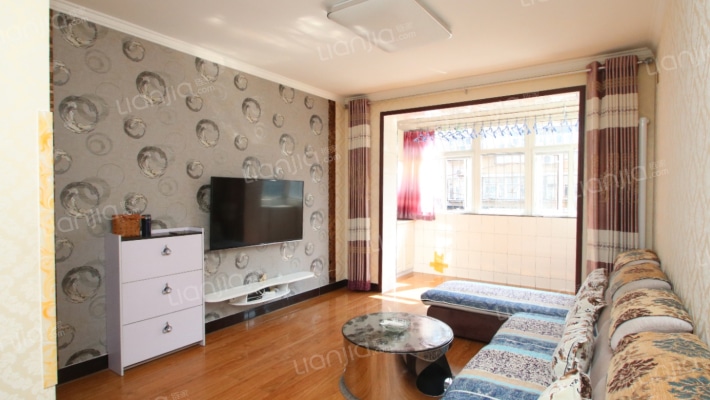 步行街住宅楼二手房实景图