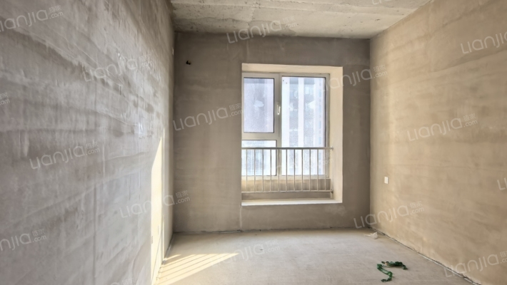 钻石商圈 双卧和客厅朝南三居双卫户型-卧室C