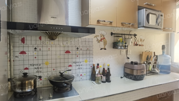 水岸花城大社区，集体供暖，交通便利生活无忧！-厨房