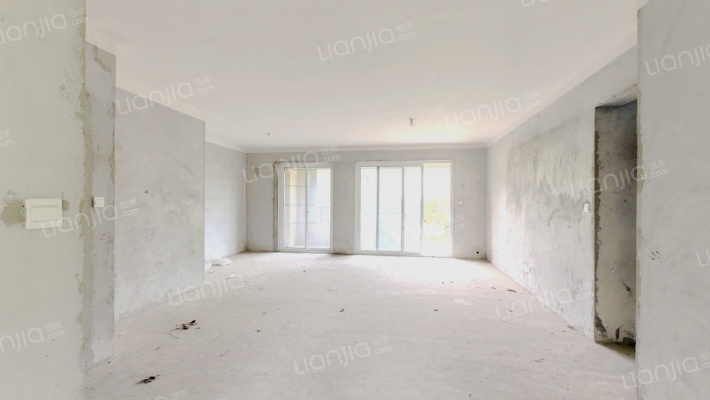 绿地晖悦花园二手房实景图