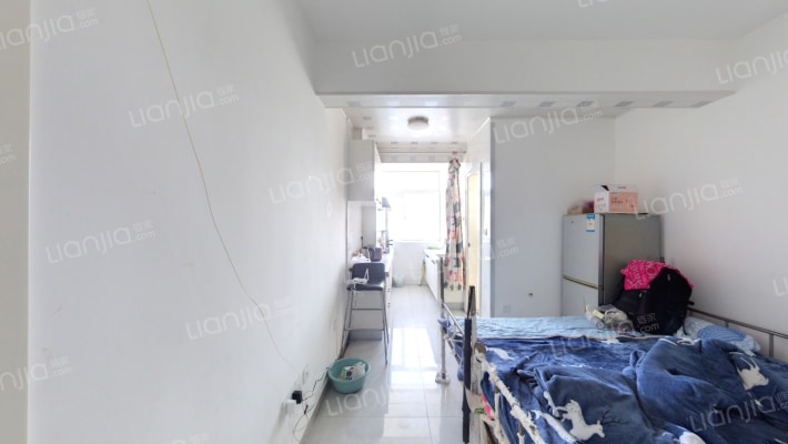 民航小区二手房实景图