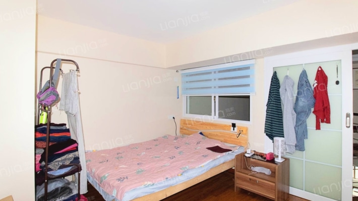 一米阳光 精装两室  配套成熟 复式公寓-卧室B