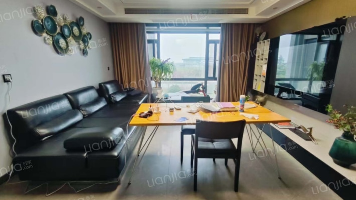 中能凤凰墅二手房实景图