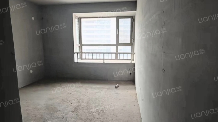 君悦广场钻石商圈 高品质社区 两室双卫 精装修-书房