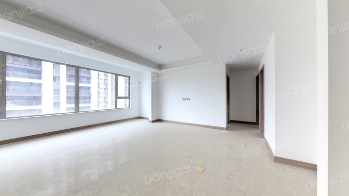 绿地新里奥赛公馆二手房实景图