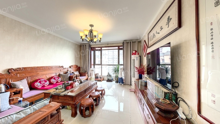 格调春天二手房实景图