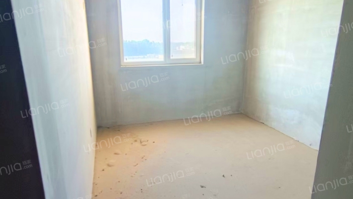 天保馨悦湾南北通透三居，毛坯随意装修，业主急售-卧室C