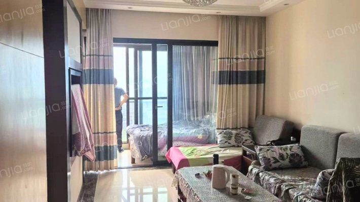 海棠福湾一号二手房实景图