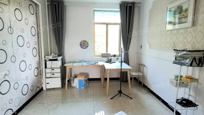 城中街道青山社区二手房实景图