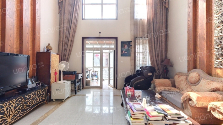 中海安德鲁斯庄园西区二手房实景图