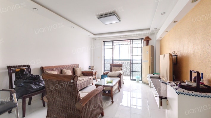 康达公寓二手房实景图