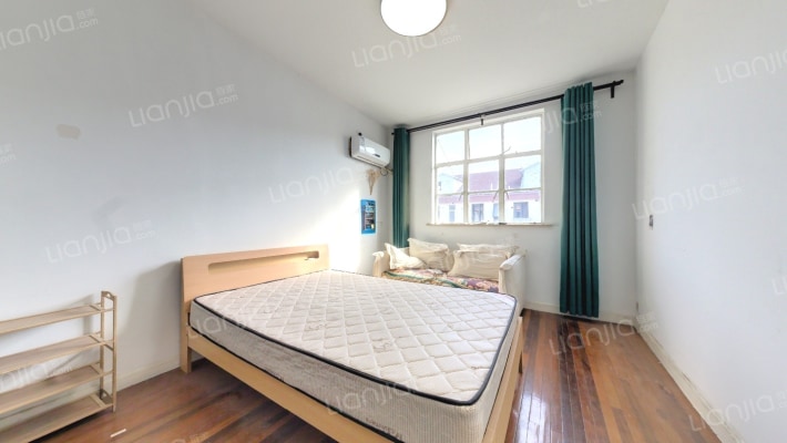 上钢四村二手房实景图