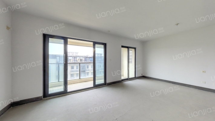 远洋太湖宸章二手房实景图